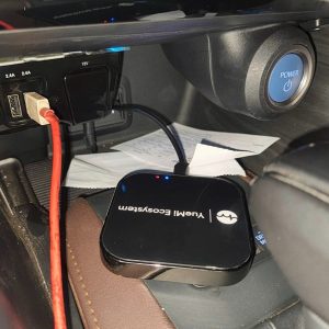 Kết nối dây của Android Box vào cổng USB màn hình